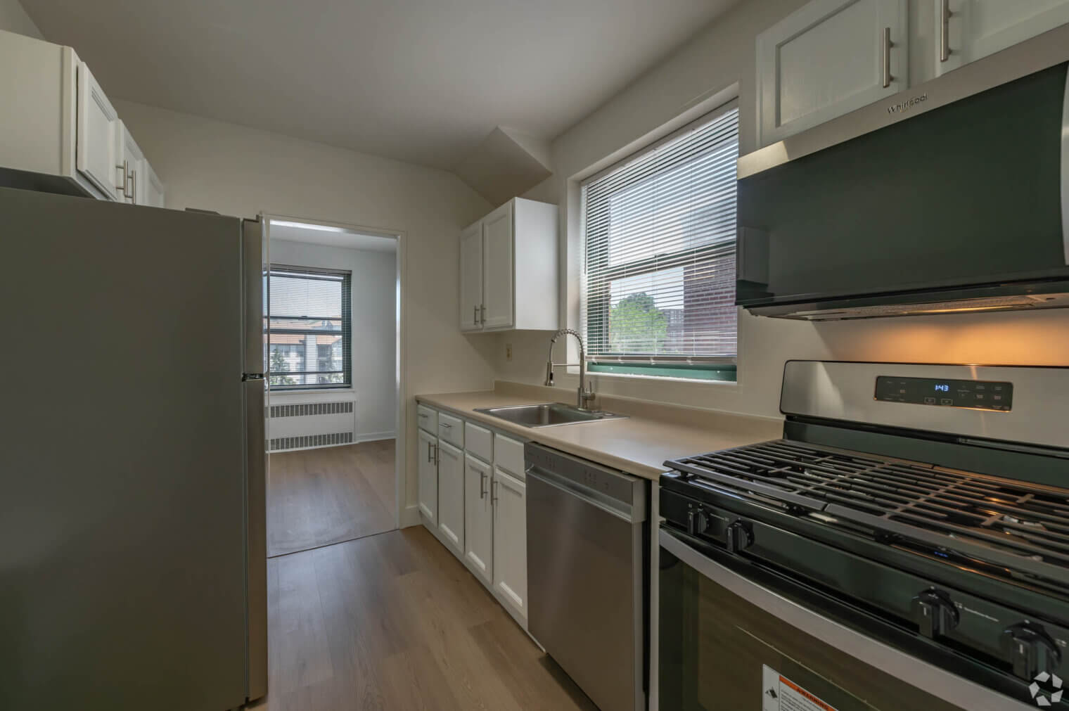 hoyt bedford astamford apartments kitchen