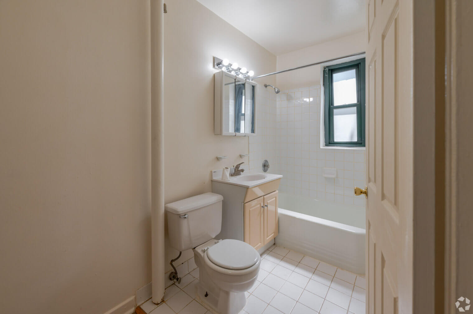 hoyt bedford apartments 16