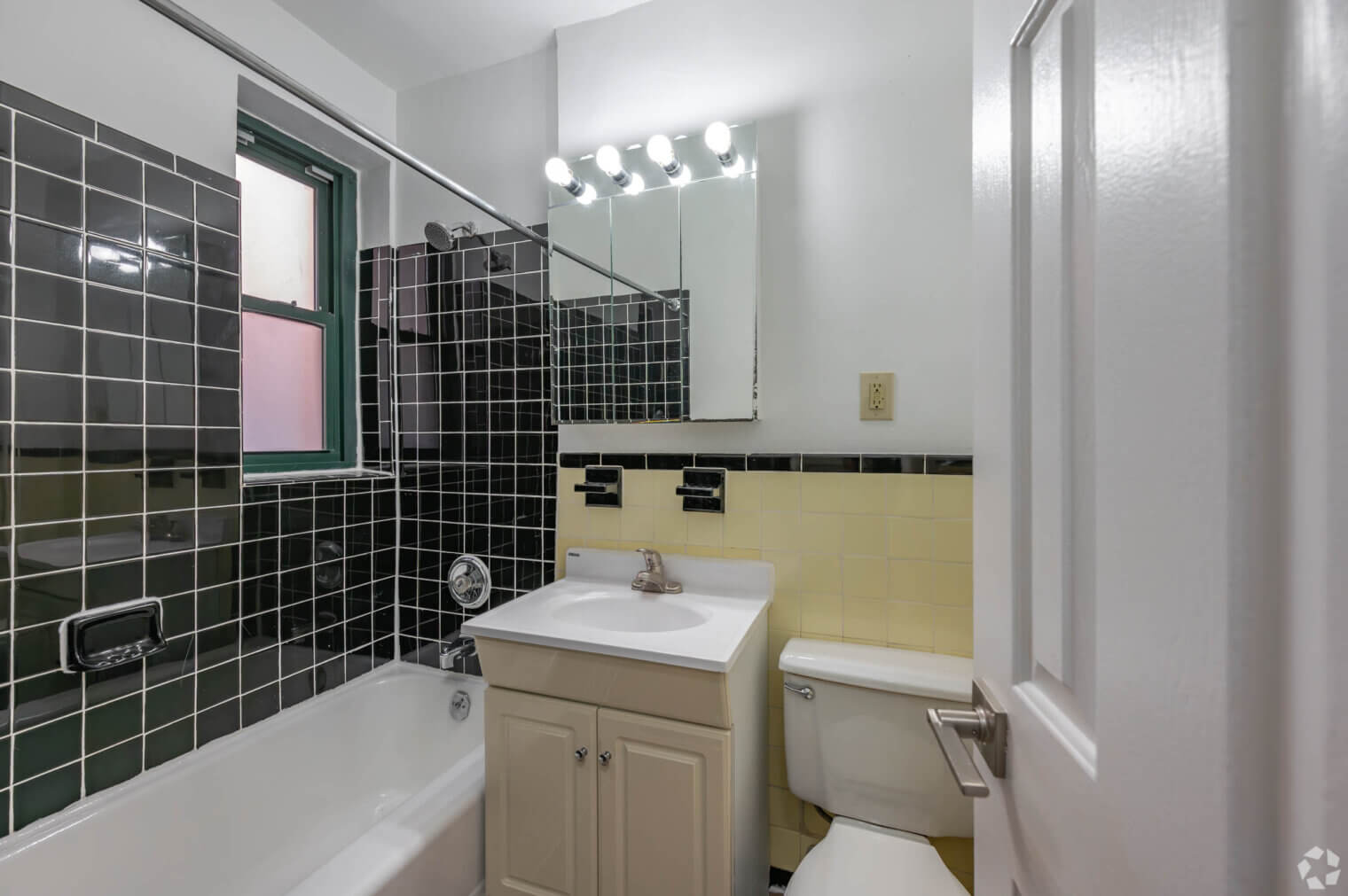 hoyt bedford apartments 22